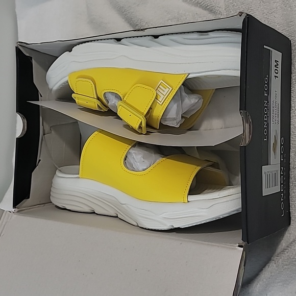 London Fog Collection "Neeta" Slide - Picture 4 of 4